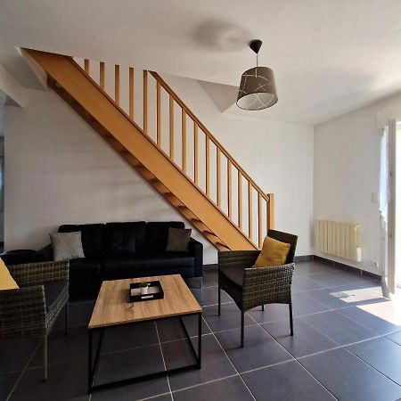 Cottage, Plevenon Екстер'єр фото