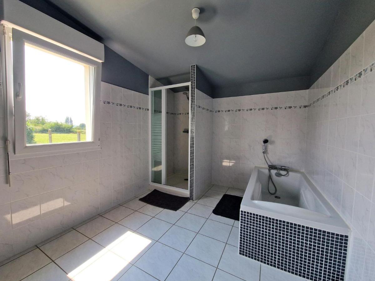 Cottage, Plevenon Екстер'єр фото